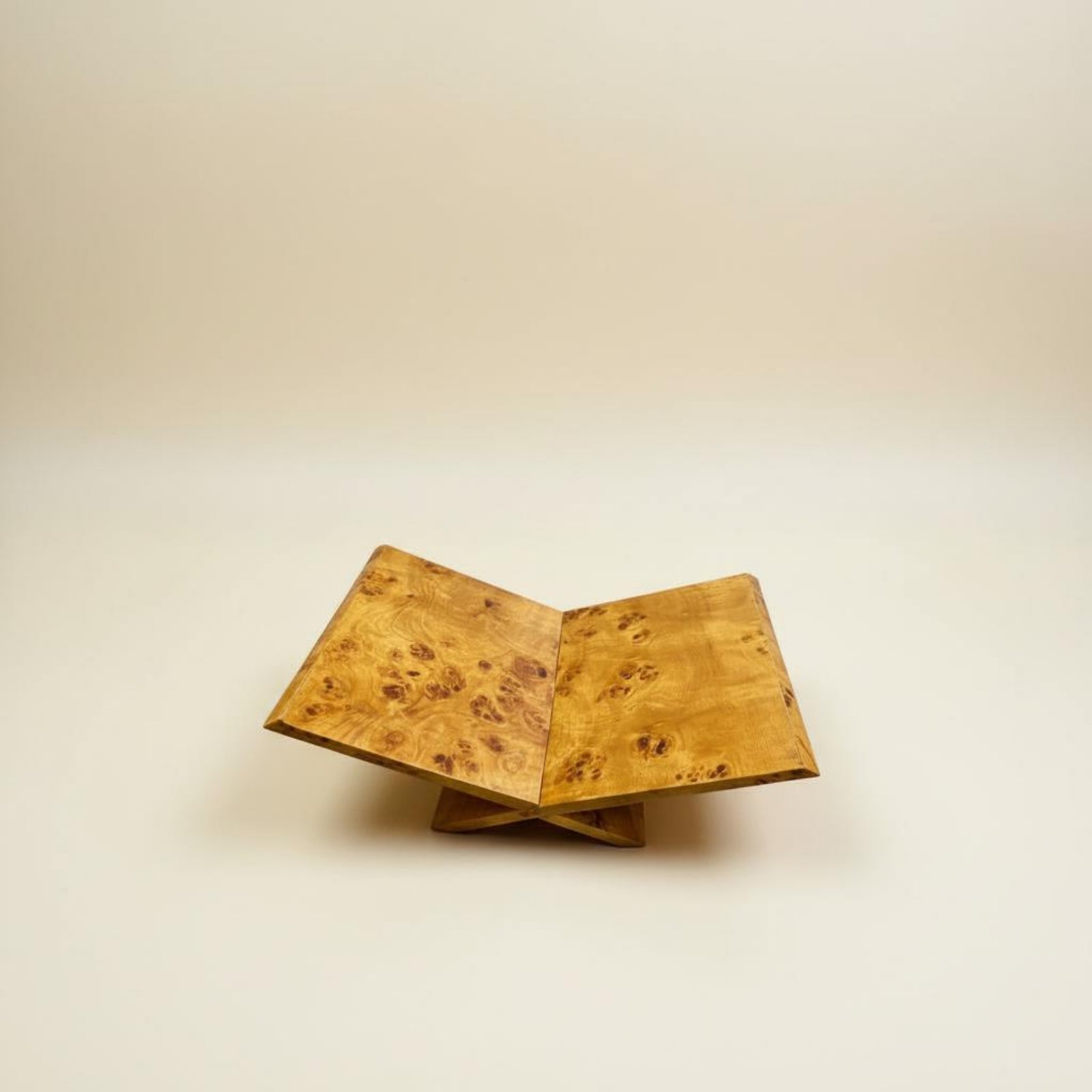 Frame Display Wood - Suporte de Livros em X com