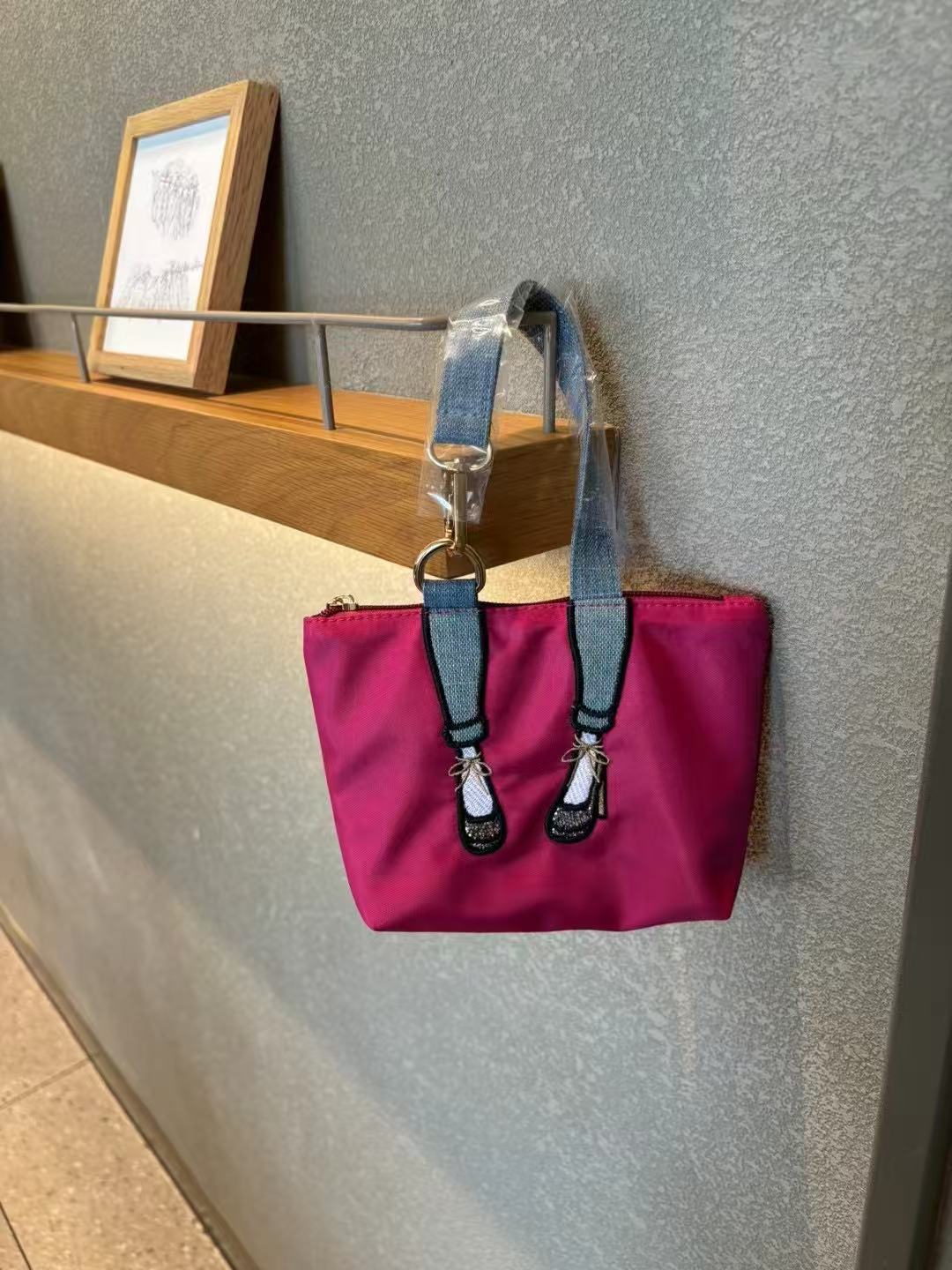 Bolsa de Nylon Impermeável Bor - Embroidery Wallet avaliação e preço