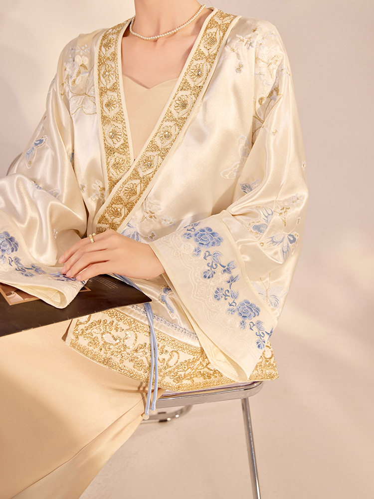 Jaqueta Feminina de Luxo com B - Embroidery Jacket avaliação e preço