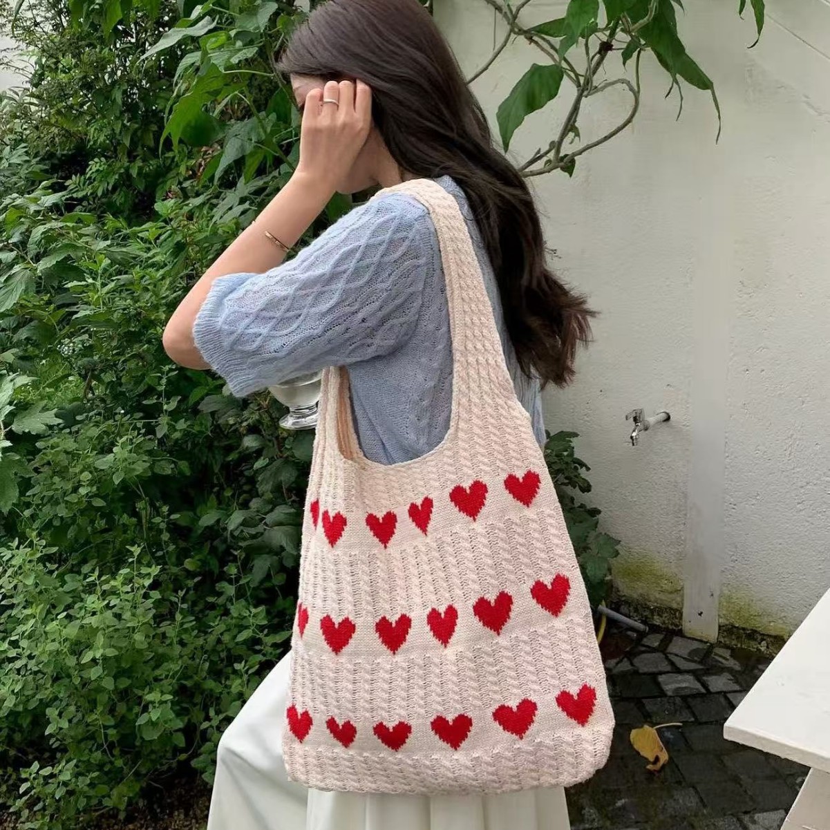 Bolsa de Ombro Grande Feminina - Embroidery University avaliação e preço