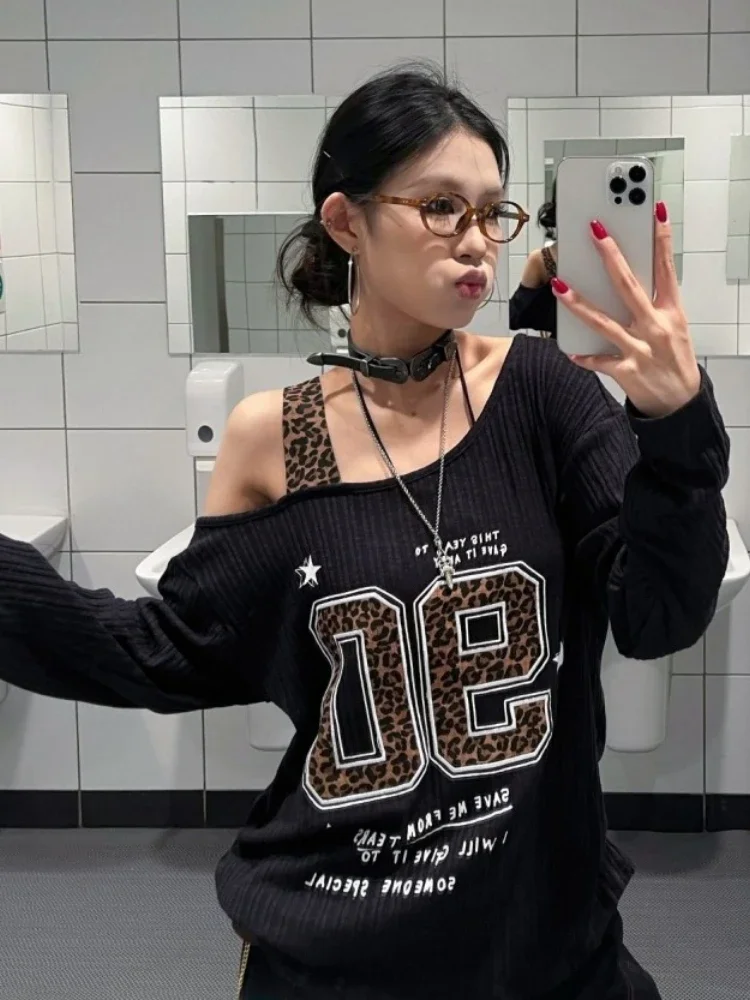 Camiseta Feminina Y2K com Esta - Embroidery Tshirt avaliação e preço
