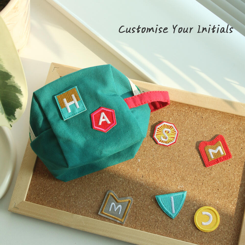 Bolsa Mini de Lona com Zíper P - Embroidery Alphabet avaliação e preço