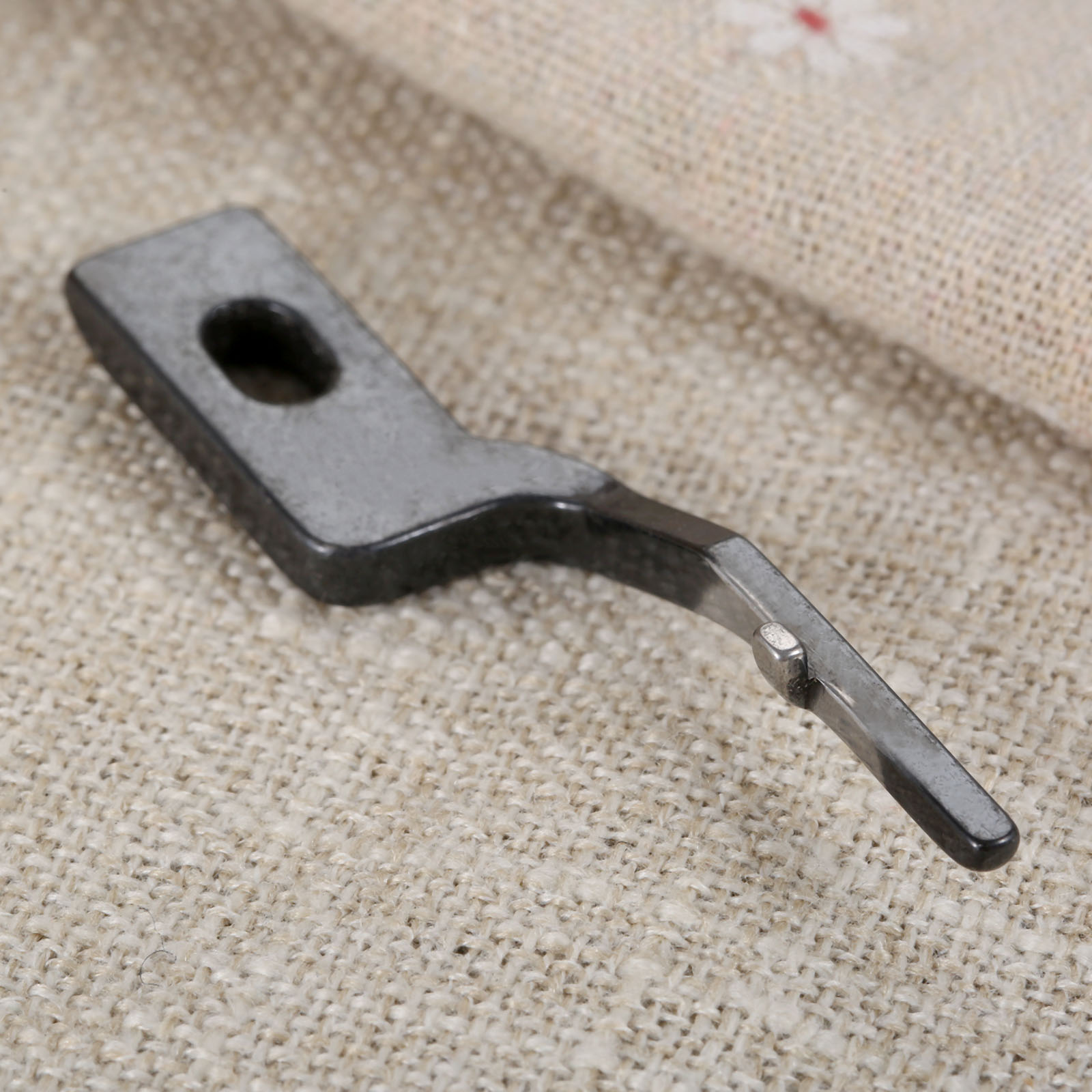 Máquina De Costura De Metal Ga - Embroidery Converter avaliação e preço