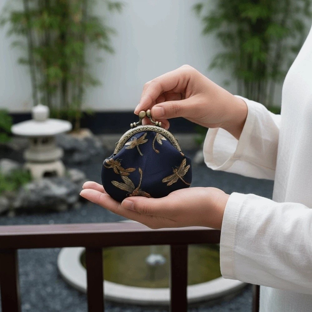 Bolsa de Moedas Antiperda com  - Embroidery Wallet avaliação e preço
